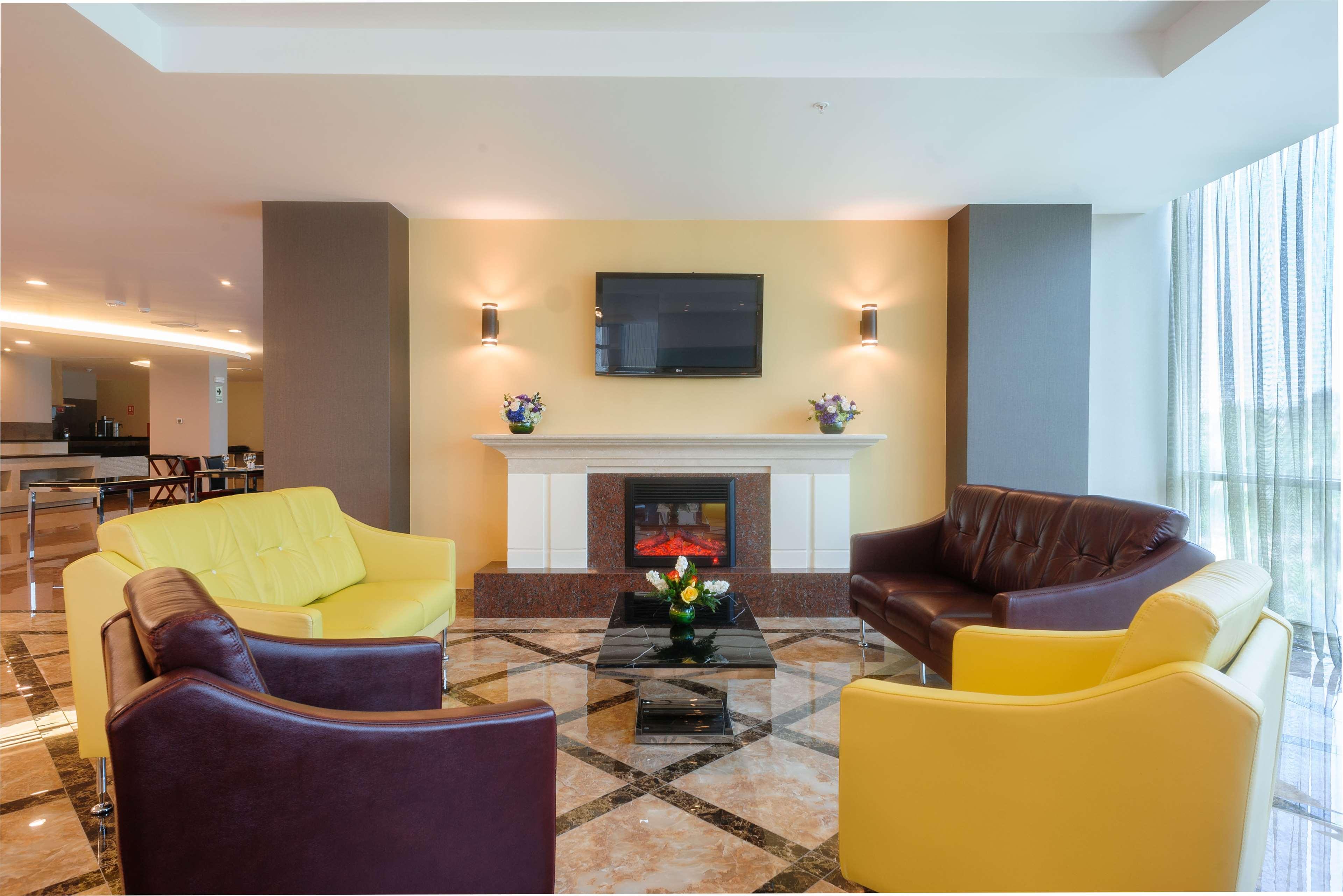 Hilton Garden Inn Lima Surco Экстерьер фото