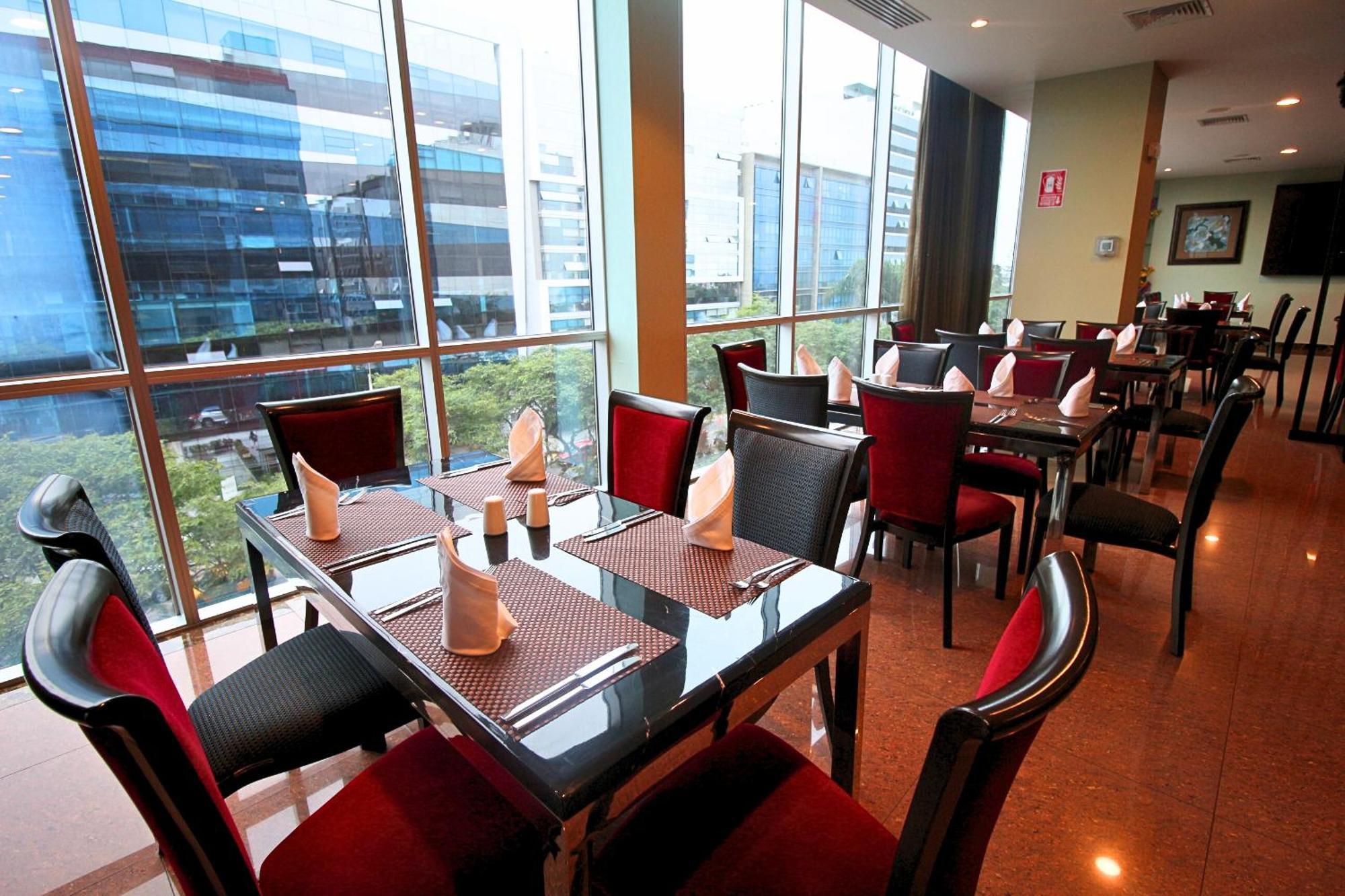 Hilton Garden Inn Lima Surco Экстерьер фото